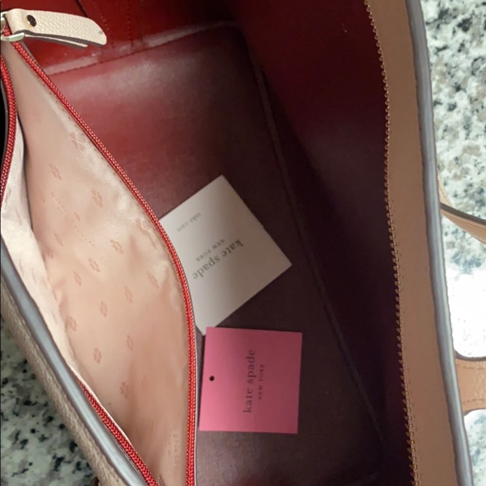 Kate Spade Purse - Picture 5 of 8